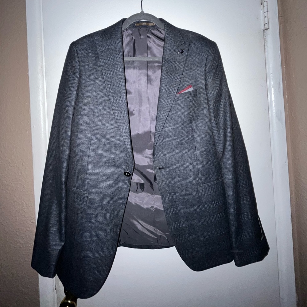 Mens suit